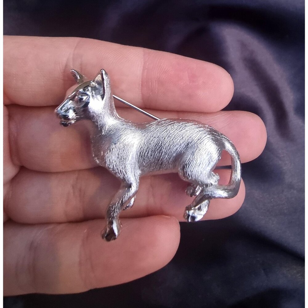Rare Find Vintage TRIFARI CROWN 1960s Signed Silver Toned Cat Brooch Pin